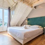 15 Min To Lille - Beautiful 14p House, 5 Bedrooms Sainghin-en-Mélantois