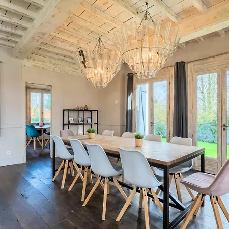 15 Min To Lille - Beautiful 14p House, 5 Bedrooms With Parking 3*