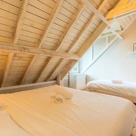 15 Min To Lille - Beautiful 14p House, 5 Bedrooms With Parking Gasthof Sainghin-en-Mélantois