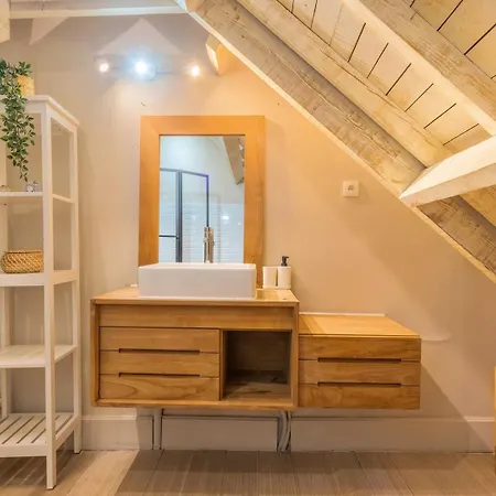 15 Min To Lille - Beautiful 14p House, 5 Bedrooms With Parking 3* Sainghin-en-Mélantois