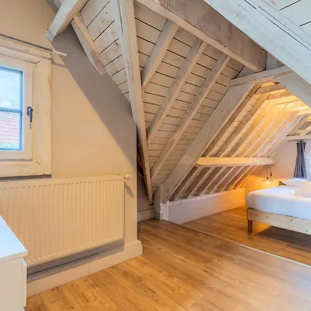 15 Min To Lille - Beautiful 14p House, 5 Bedrooms Sainghin-en-Mélantois