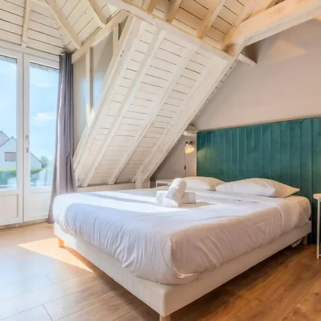 15 Min To Lille - Beautiful 14p House, 5 Bedrooms Sainghin-en-Mélantois