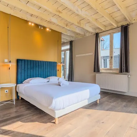 15 Min To Lille - Beautiful 14p House, 5 Bedrooms * Sainghin-en-Mélantois