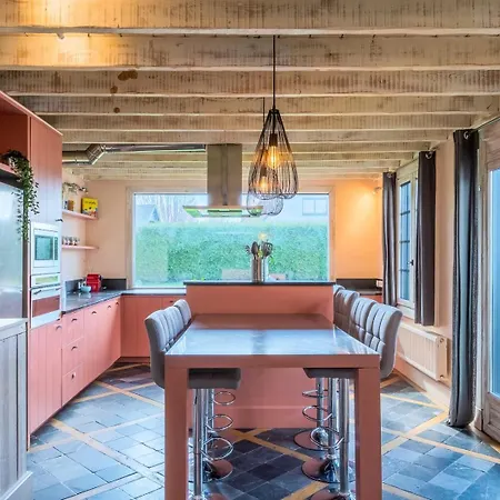 15 Min To Lille - Beautiful 14p House, 5 Bedrooms With Parking 3* Sainghin-en-Mélantois