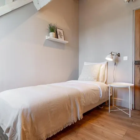 15 Min To Lille - Beautiful 14p House, 5 Bedrooms 3* Sainghin-en-Mélantois