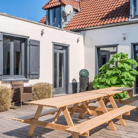 15 Min To Lille - Beautiful 14p House, 5 Bedrooms With Parking
