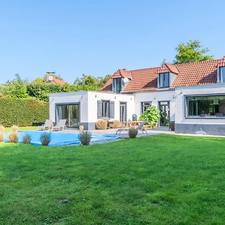 Gasthof 15 Min To Lille - Beautiful 14p House, 5 Bedrooms With Parking