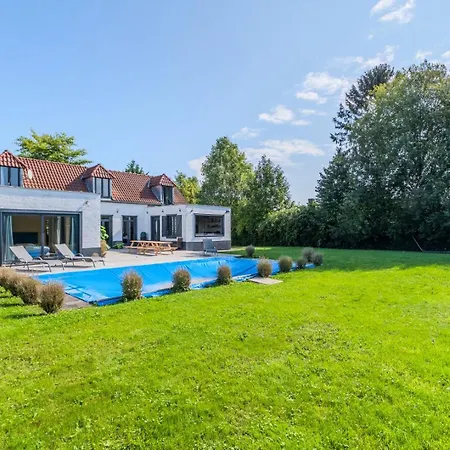 15 Min To Lille - Beautiful 14p House, 5 Bedrooms With Parking Gasthof 3*